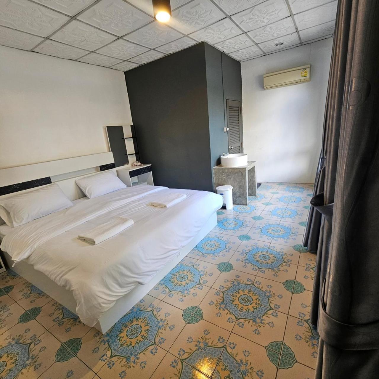 Mini-hôtel Cooper